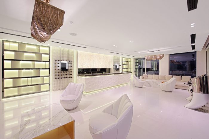 living room - bar - day time 